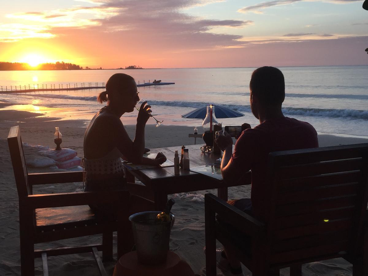 Ao Thong Beach Resort 邦萨 外观 照片